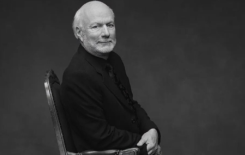 A murit James Burrows, regizorul din spatele serialelor de comedie „Friends”, „Cheers” și „Taxi”