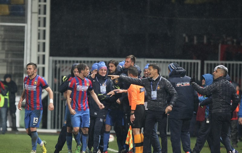Observatorul derby-ului Petrolul - FCSB: ”Nu am auzit ce a spus crainicul”