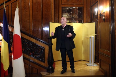 Constantin Chiriac, în speech-ul de după premiere / Foto Florin Ghioca