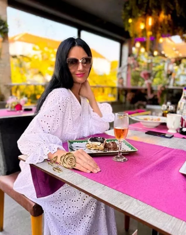 Cea mai recentă imagine cu Silvia Chifiriuc și Petre Roman a stârnit reacții neașteptate. Cum au fost surprinși la Iași. „O pereche minunată”