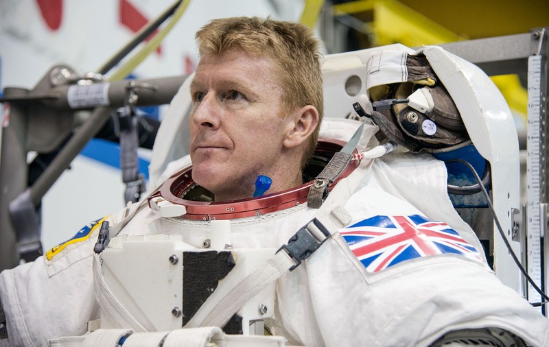 Un astronaut britanic va alerga maratonul de la Londra.... în spațiu