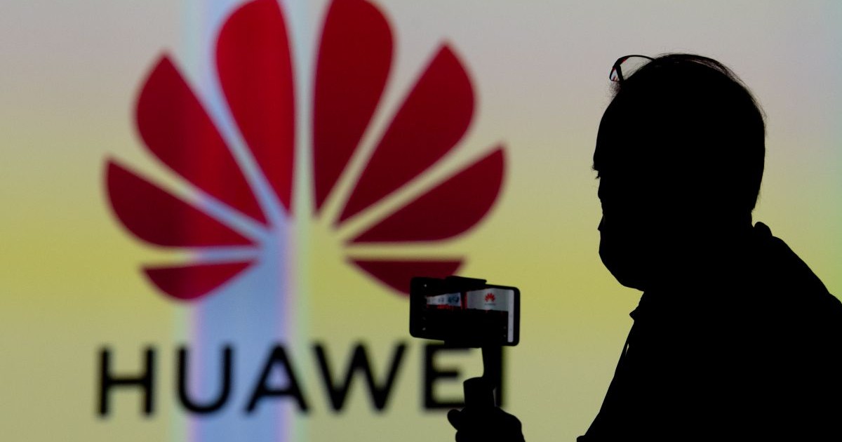 Huawei este cel mai mare produc\"tor de echipamente telecom din lume și al treilea de telefoane Sursa foto: EPA