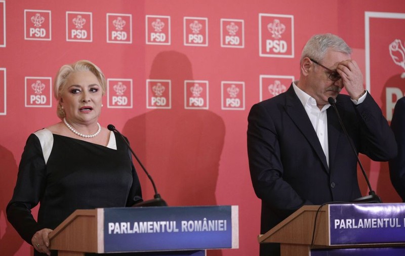 Dragnea anunţă că Guvernul nu se mai restructurează: "Nici nu mai e fezabil să discutăm să se vină în Parlament. Mai sunt două săptămâni şi ceva până la alegeri"