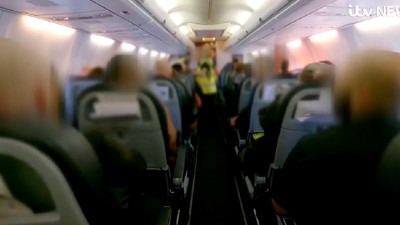 deportare romani-avion-marea-britanie4