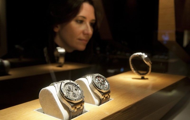 Presa din Elveția: Rușii au confiscat ceasuri Audemars Piguet de milioane de euro, ca urmare a sancțiunilor impuse de Berna