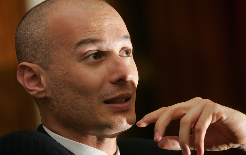 DNA cere 10 ani închisoare pentru Bogdan Olteanu, fost preşedinte al Camerei Deputaţilor, acuzat că a primit un milion de euro de la Sorin Ovidiu Vîntu