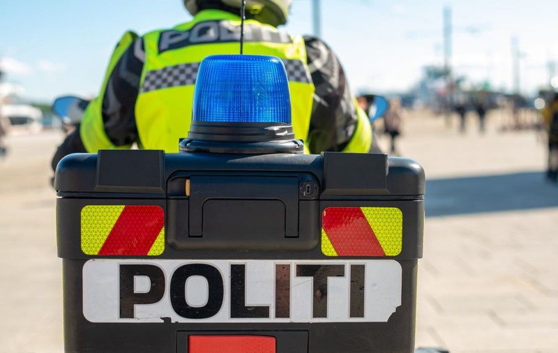 Un șofer de 18 ani a avut permis doar două ore, în ziua majoratului. Polițiștii i l-au suspendat și trebuie să facă iar cursuri de condus, în Olanda