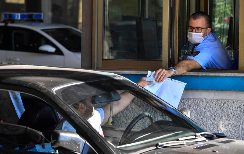 Grecia închide frontiera pentru sârbi până pe 15 iulie, din cauza unui focar de coronavirus