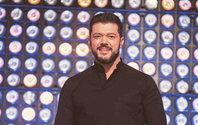 Cum a ajuns Victor Slav celebru. Se întâmpla acum 20 de ani: „Începutul în televiziune a fost fulgerător”