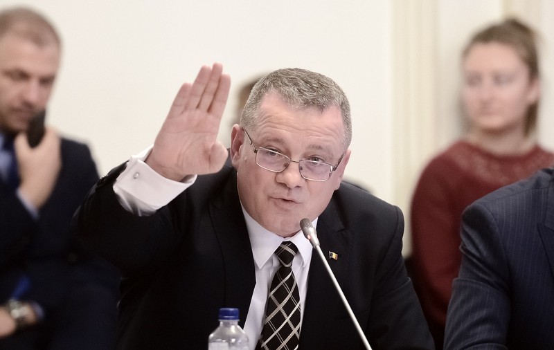 INTERVIU | Ministrul agriculturii reacționează la avertismentul fermierilor că vor mări prețul grâului: Nu aș face asemenea previziuni. Atenție, în restul Europei nu a fost secetă