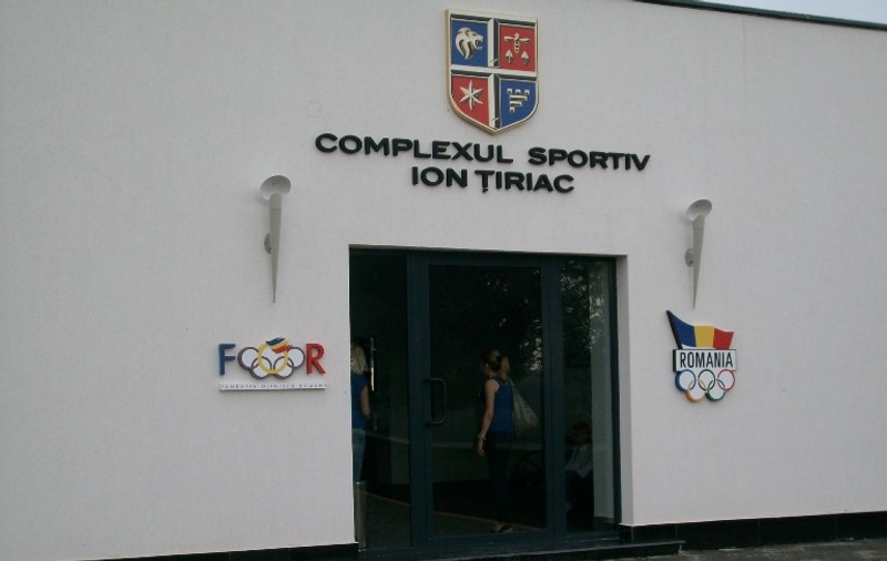 Fundaţia Olimpică Română, patronată de Ion Ţiriac, a construit o bază sportivă ultramodernă pentru elevii din Sectorul 2