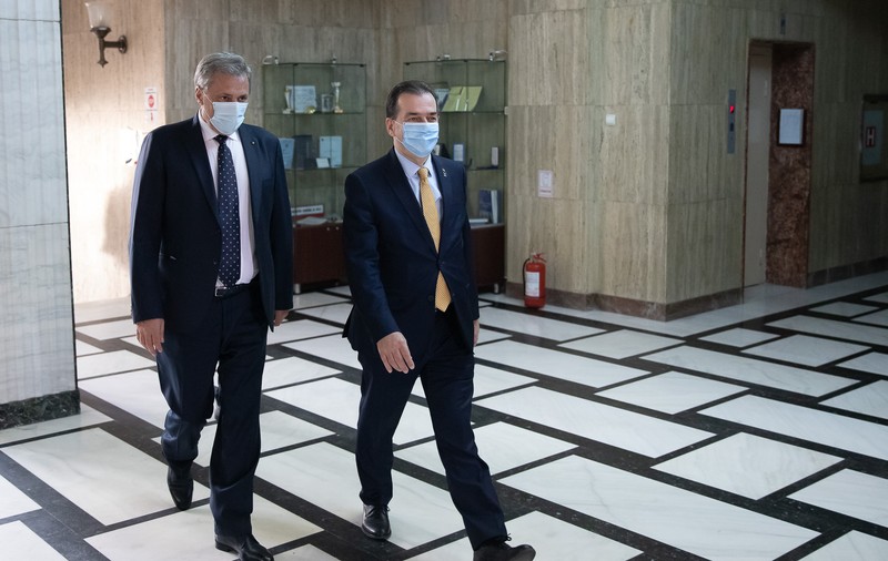 Ludovic Orban se întâlneşte cu instituţiile de control, pentru a stabili strategia privind respectarea regulilor de combatere a epidemiei