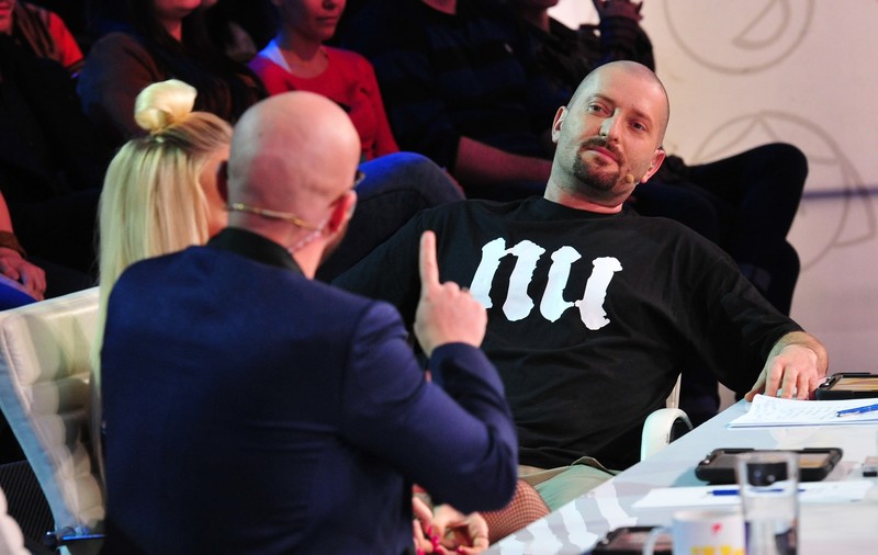 EXCLUSIV/ Cheloo a poftit la fundurile concurentelor de la ”iUmor”: ”Aș dori să încerc și eu în culise”
