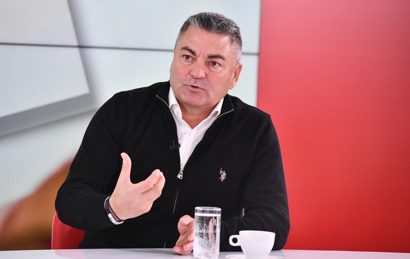 Ilie Stan a fost dat afară de la FC Brașov pe e-mail și i-a fost interzis accesul în vestiar de bodyguarzi: „Ca un infractor”