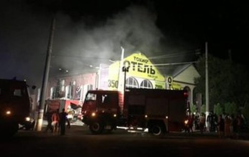 Incendiu puternic la un hotel din Odessa, soldat cu 8 morți și 10 răniți. Focul a fost stins după trei ore | VIDEO