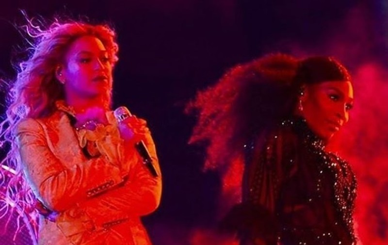 Beyonce, pe scenă cu Serena Williams | FOTO