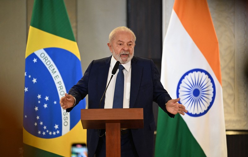 La două zile după ce a spus că Brazilia „în niciun caz” nu-l va aresta pe Putin, Lula face un pas în spate: „Justiția trebuie să decidă, nu guvernul”