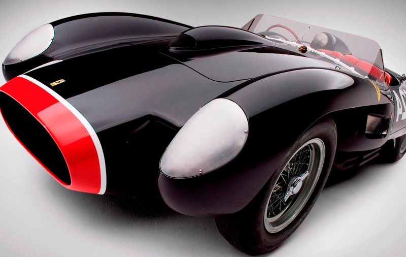 Un Ferrari 250 din '57, vândut pentru 9 milioane de €