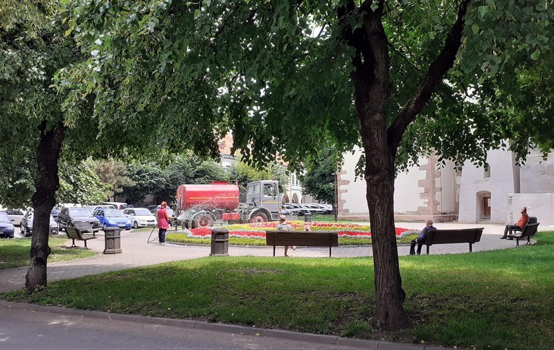 Trei fetițe din Bistrița au ajuns la spital cu numeroase contuzii, după ce trenulețul electric în care se aflau s-a răsturnat