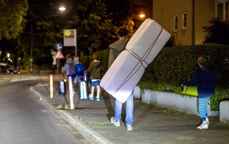 Aproximativ 13.000 de persoane au fost evacuate din Dusseldorf după descoperirea unei bombe din cel de Al Doilea Război Mondial