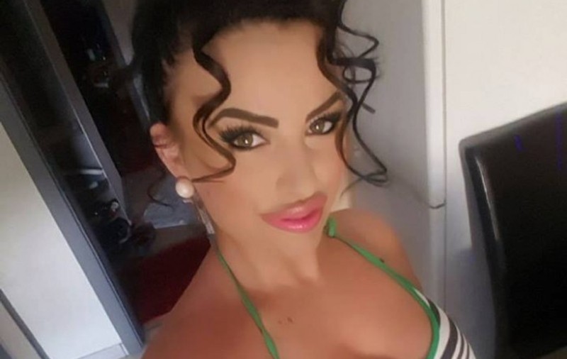 EXCLUSIV / Violeta Varga, angajata sexy de la Inspectoratul Școlar Arad, a demisionat