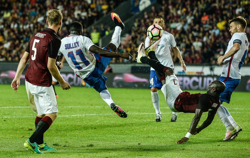 Liga 1, etapa a 4-a. FC Botoșani - FC Steaua (ora 21.00, Dolce 1, Digi 1, Look).  Ultima verificare înainte de City