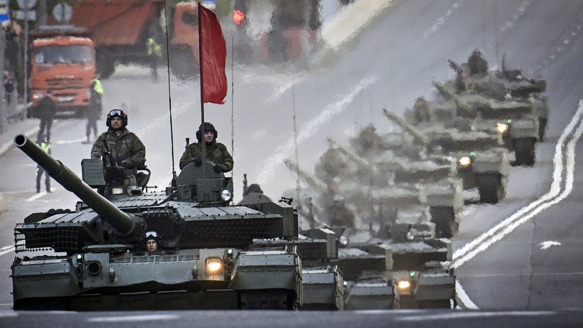 Un soldat rus primește 2 milioane ruble pentru primul contract, adică aproximativ 20.000 de euro