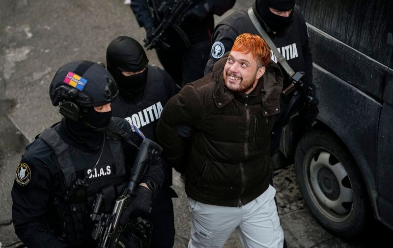 Fugarul francez care l-a ajutat să evadeze pe Mohamed Amra, criminalul prins în România, a fost și el arestat