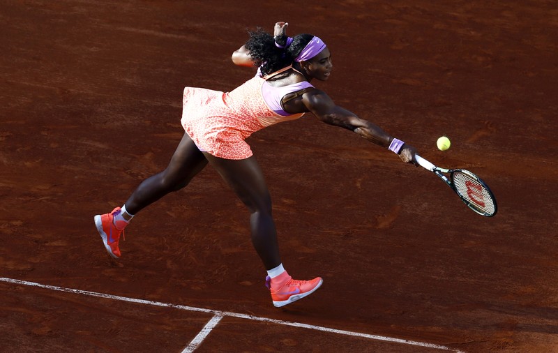 Serena Williams a învins-o cu dificultate pe actuala elevă a lui Wim Fissette