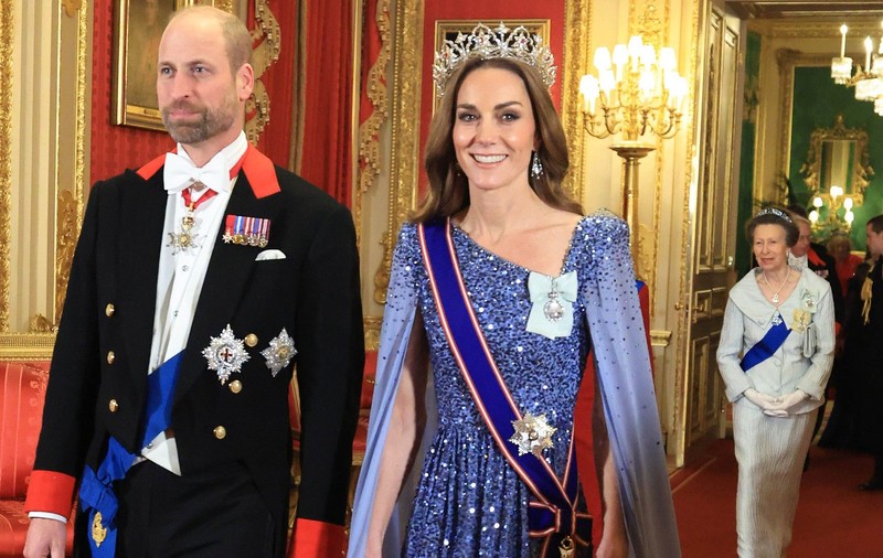 Kate Middleton și prințul William au publicat cea mai romantică fotografie a lor de până acum și arată ca o felicitare de Crăciun
