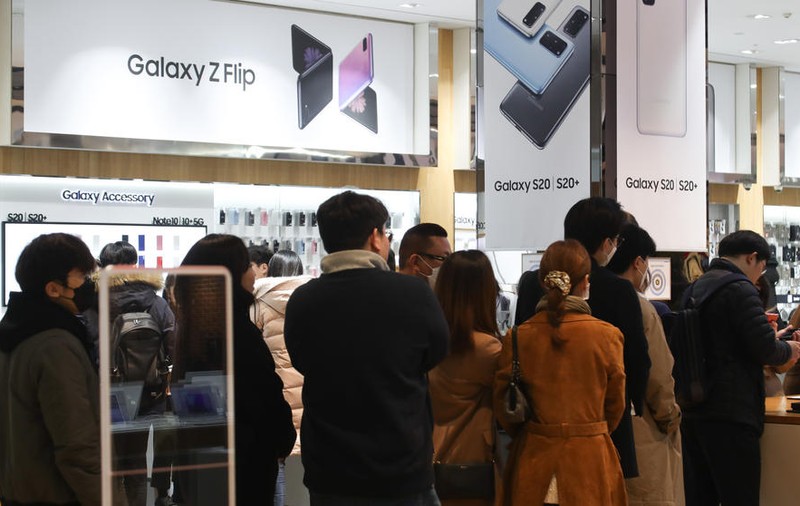 Samsung profită de pe urma problemelor create de coronavirus rivalilor: ”Suntem norocoși”