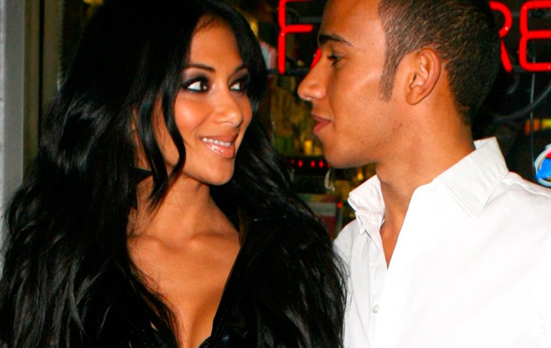 Nicole Scherzinger aşteaptă inelul de logodnă
