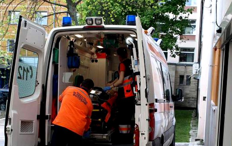 Un bărbat a murit electrocutat în timp ce pescuia pe malul Dunării. O greșeală l-a costat viața