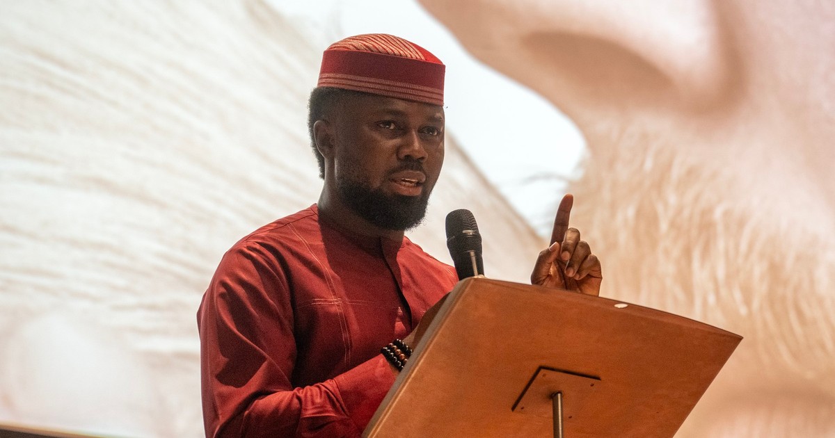 Jurnalistul nigerian Philip Obaji la deschiderea Festivalului de Film Documentar One World pentru Drepturile Omului și la ceremonia de decernare a Premiului Homo Homini