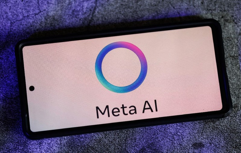 Ce este noua inteligență artificială din WhatsApp și cum te poate ajuta: serviciul Meta AI, lansat și în Uniunea Europeană, deși au existat probleme legale în trecut