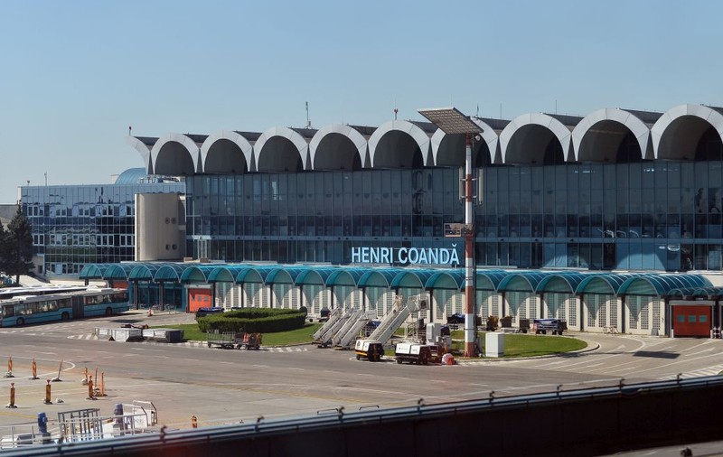 O „degajare de fum” pe Aeroportul Otopeni a perturbat traficul duminică seara