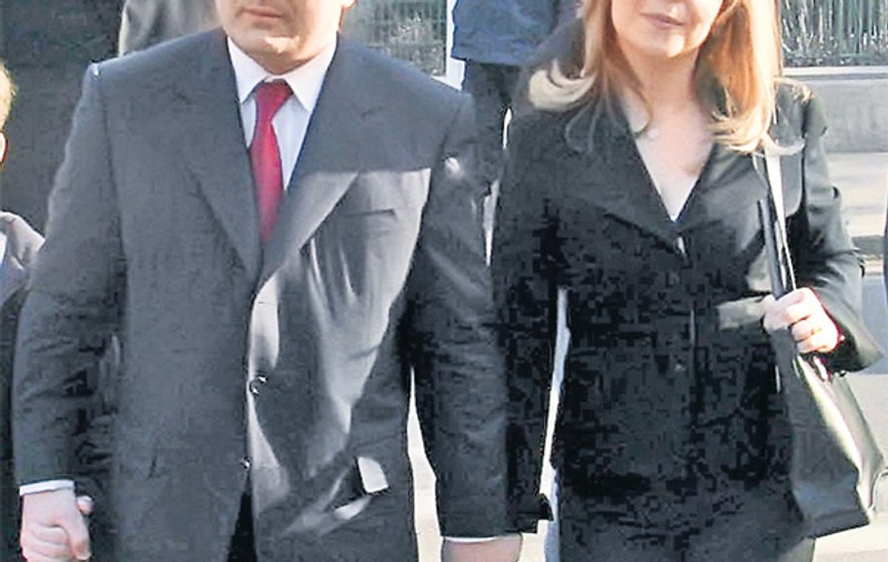 EXCLUSIV | Marian Vanghelie face orice din dragoste: "S-a bătut cu un malac pentru Charlotte!"