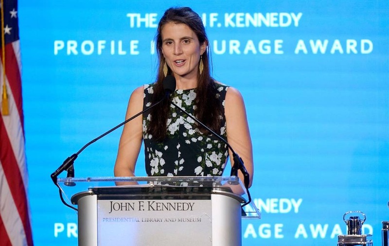 Tatiana Schlossberg a murit la 35 de ani. Nepoata lui John F. Kennedy a dus mai departe blestemul familiei: „Nu pot face nimic”