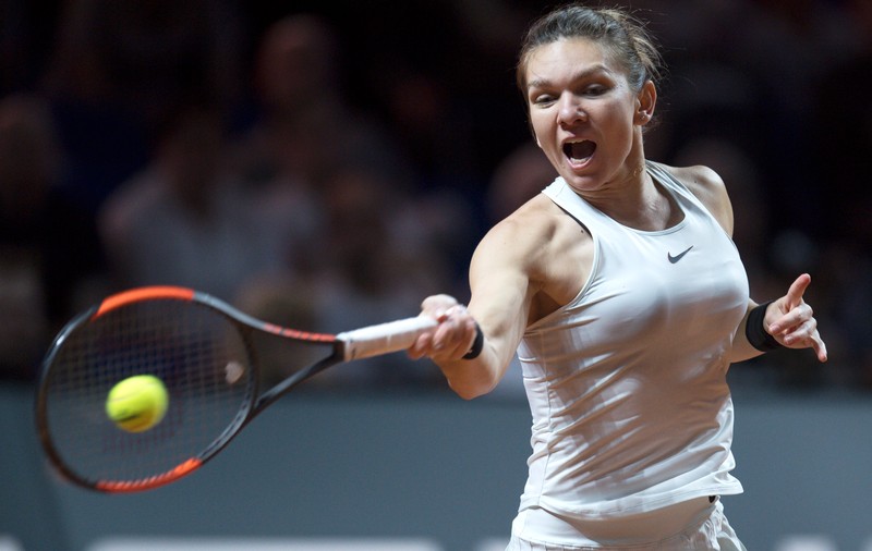 Simona Halep, nominalizată la categoria cel mai frumos echipament din aprilie 2018