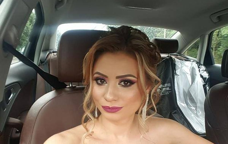 UPDATE. Consiliera sexy din fruntea Petromidia. Ministerul Energiei vrea să pună administrator la Rompetrol Rafinare o fostă casieră. Reacția lui Marius Mitrus
