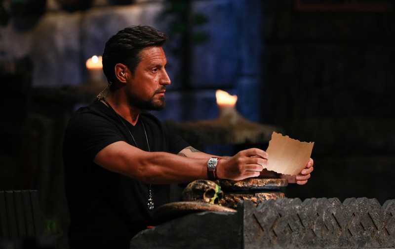 Scandal la Survivor România 2025. „Toți sunt niște perverși și niște prefăcuți! Toți se pupă în față și pe la spate se bârfesc”