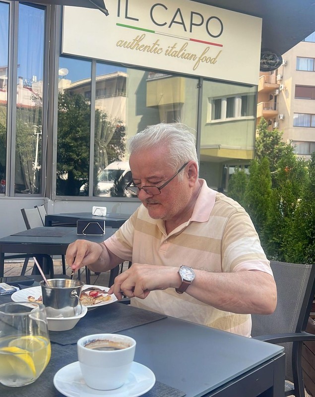 Irinel Columbeanu, în vârstă de 66 de ani, își caută iubită de 20 de ani: „Tinerele, înalte, cu părul lung”