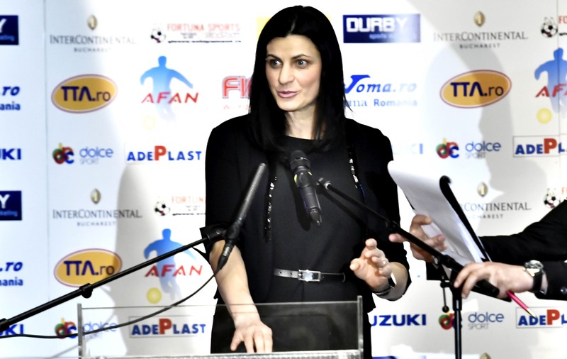 Fosta handbalistă Narcisa Lecuşanu, demisă din funcţia de secretar de stat în Ministerul Tineretului şi Sportului