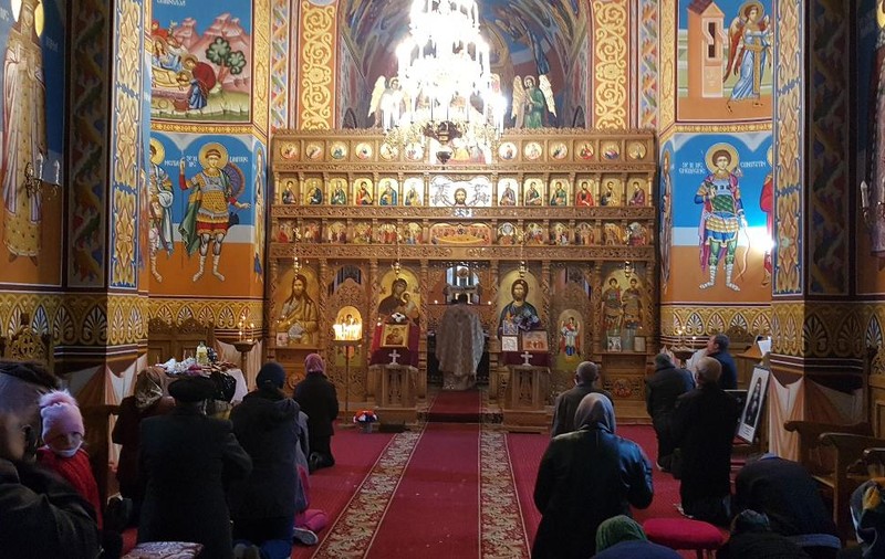 Ce măsuri trebuie respectate din 17 iulie la intrarea în biserici şi in interiorul lăcaşelor de cult. BOR a publicat îndrumările pentru credincioşi