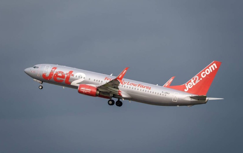 Un avion Jet2 a decolat din Marea Britanie, dar a lăsat pasagerii pe pistă: „Nu s-a mai întâmplat asta niciodată”