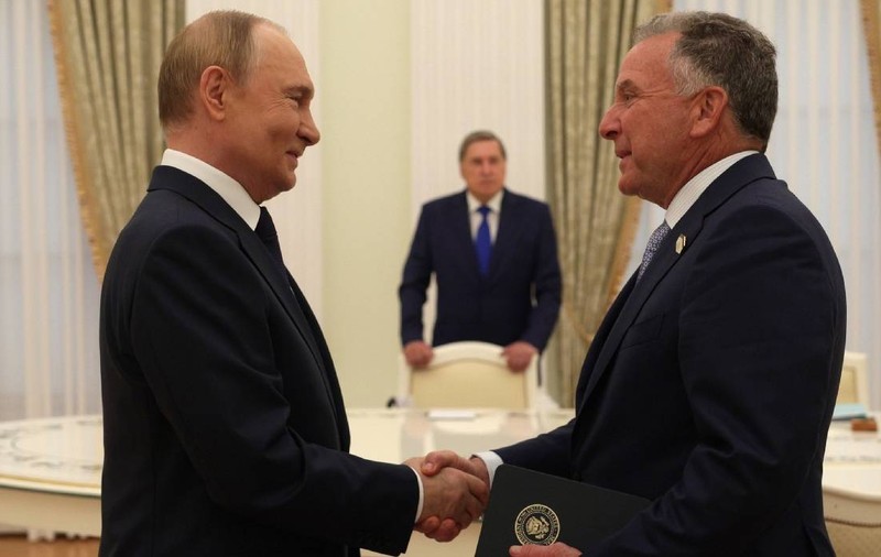 De ce vrea Vladimir Putin să ofere 1.000.000.000 de dolari pentru Ucraina și Gaza prin Consiliul pentru Pace al lui Donald Trump