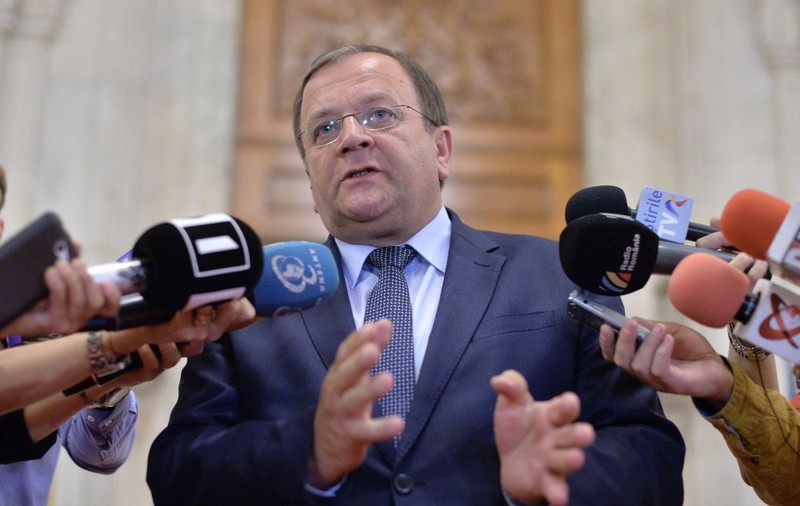 Gheorghe Flutur a fost trecut drept medic pe lista pentru testare a Spitalului Judeţean Suceava. Șeful județului, un necunoscut pentru unul dintre medici