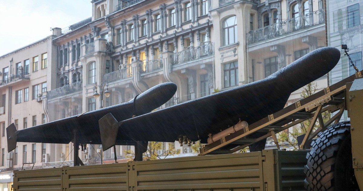 Imagine cu două drone Shahed pe o stradă din Rusia, înainte de parada de Ziua Victoriei din Moscova.