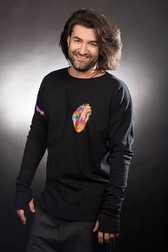 Smiley și-a pus la vânzare bluzele din ediția limitată "Îndrăgostit"