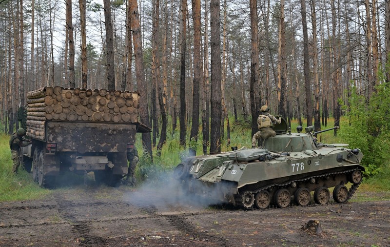 Război în Ucraina, ziua 527 | Rusia pregătește o operațiune sub steag fals pentru a atrage Belarusul în război, susține Ucraina